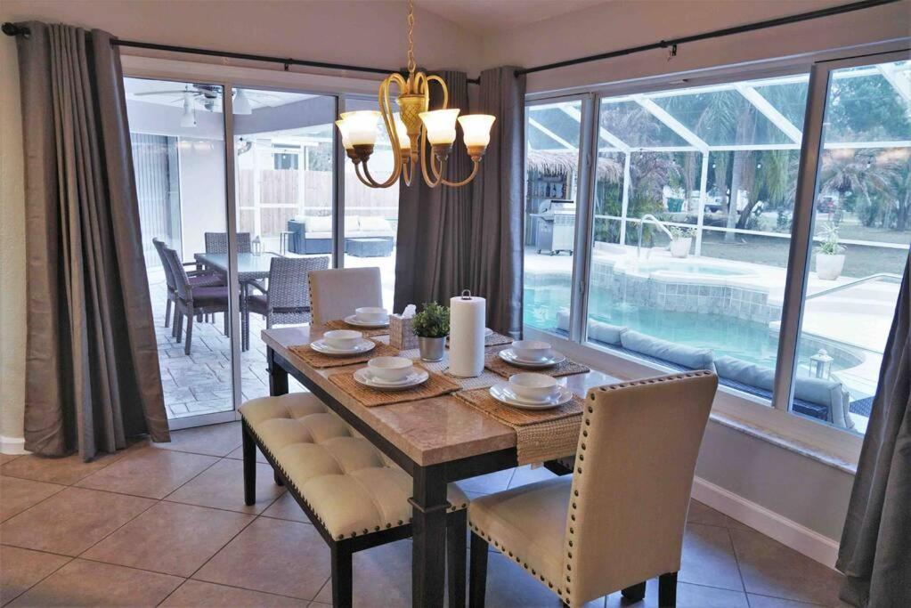 Peachland Getaway With Pool And Tiki Bar Villa Port Charlotte Exterior photo